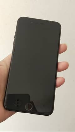 Iphone 7 plus/ 128gb /pta approved 0