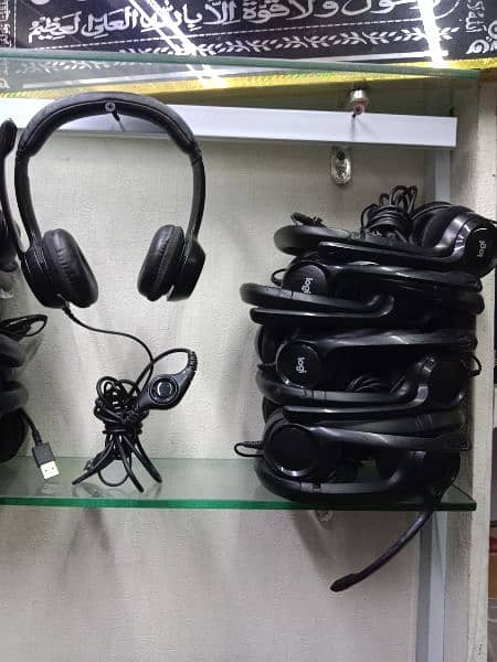 Logitech H 390 usb headphones with mic call center Plantronics jabra 6