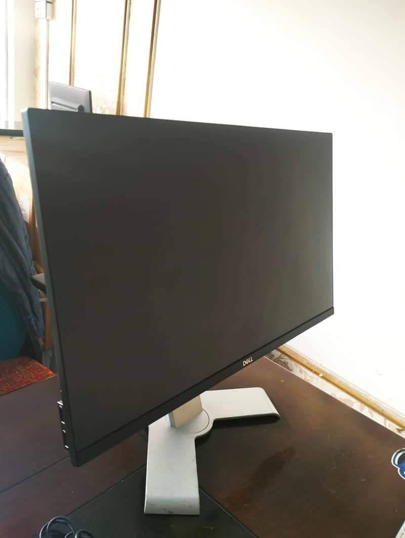 Monitor LEDs Dell, Lenovo, Fujistu with HDMI FHD & 2k resolution 6