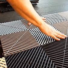 PVC Tiles floor/Plastic floor grating/flooring tiles/garage flooring 3