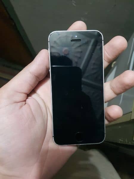 iPhone se 2016 32gb 2