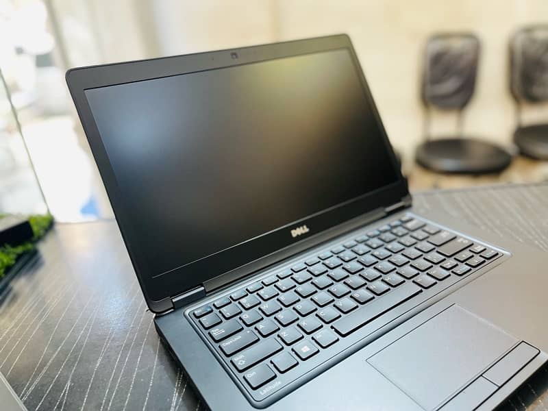 laptop / Dell / 6th Generation / model 5480 i5 5