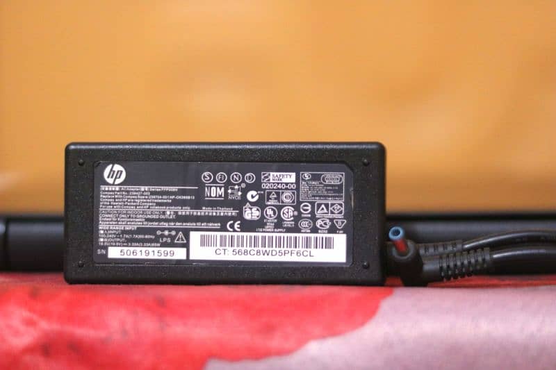 Hp Notebook i3 6th generation 8gb ram 256gb ssd 13