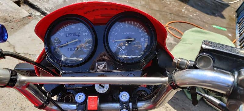 Honda Deluxe 125 Genuine condition Bick for Sale Lahore number 5