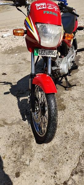 Honda Deluxe 125 Genuine condition Bick for Sale Lahore number 8