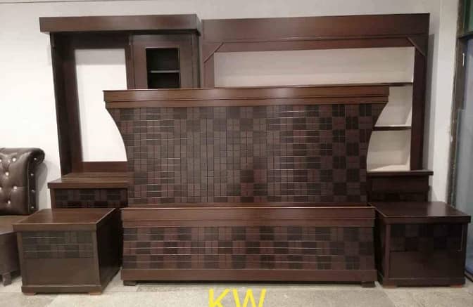 king size bed/double bed/side table/almari/dressing table 2