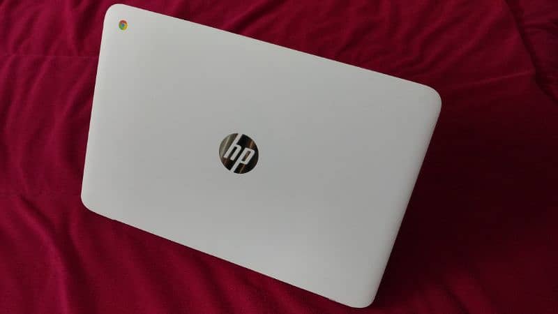 Laptop HP laptop hp chromebook chrome book 8