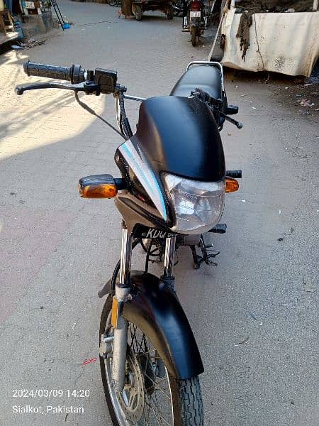 Honda Deluxe 125 - Standard - 1084890830