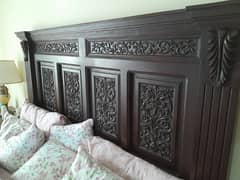 King size Bed Set and Dressing Table