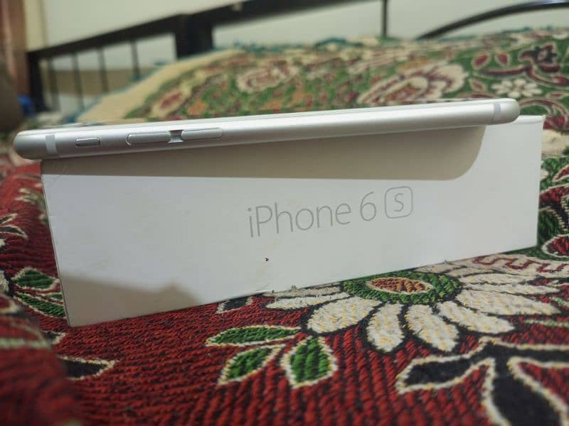 IPhone 6s 32gb 6