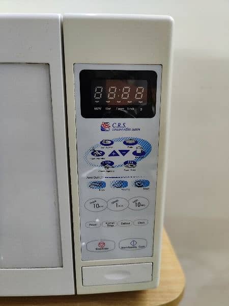 Dawlance microwave oven 46 litres 1