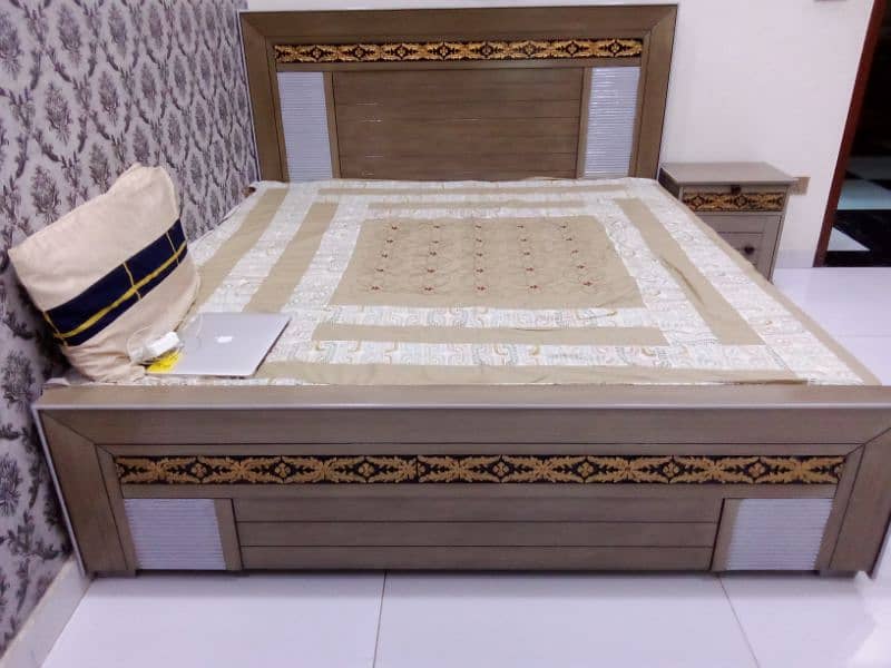 New double bed with two side tables and dressing 4