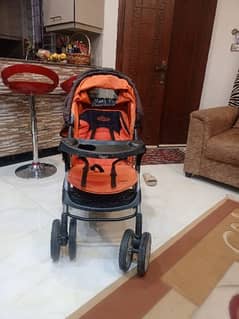 want to sale  pram in excellent condition