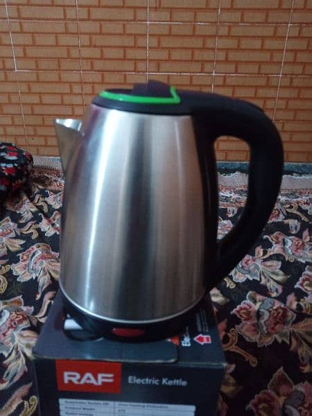 New Packed RAF Electric Kettle 2.0L 2