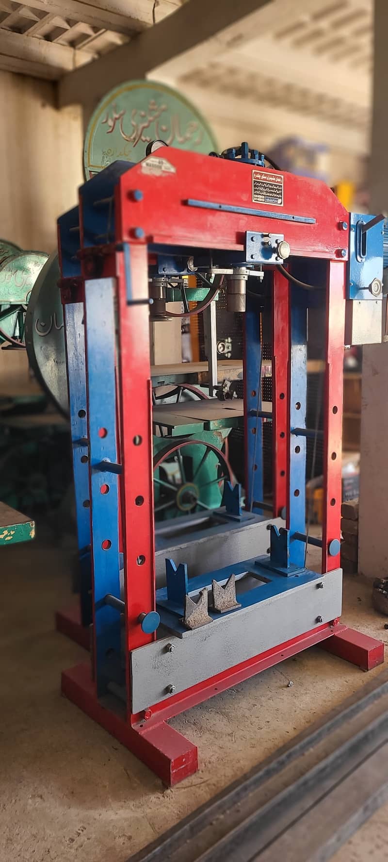 Hydraulic Press Machine/Bore Machines/Polish Machine/Double randa/Cnc 0