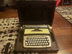 New VTG Smith Corona Galaxie 12 Typewriter