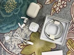 Type-c Airpods Pro 2 ANC & Transperency mode with wireless charger
