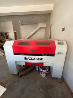 Co2 Laser Cutting and Engraving Machine 100W - Size 900 x 600
