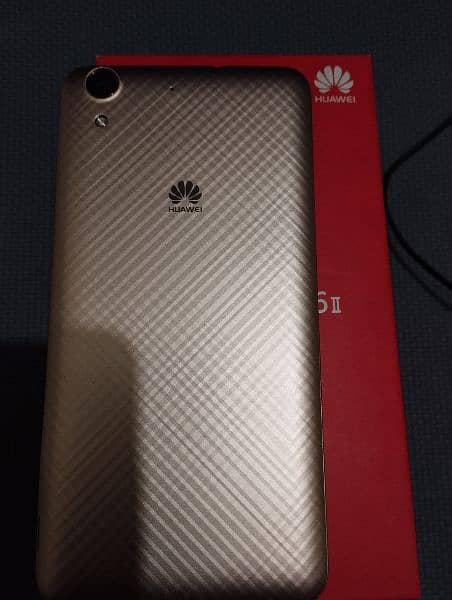 Huawei Y6 II phone in mint condition- original 1box 1