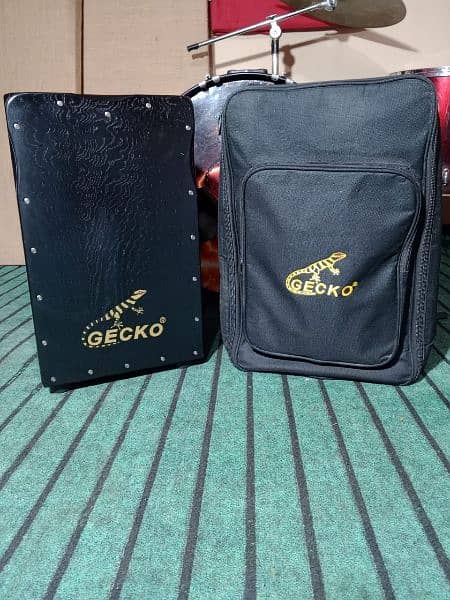Gecko CL90 cajon double sided wd beg & foot tamburine+Egg shakers pair 1