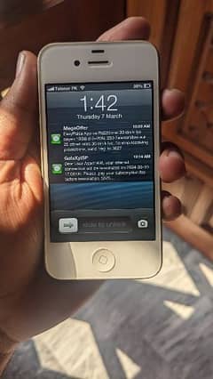Iphone 4s Unique and rare Piece with ios6 PTA Approved