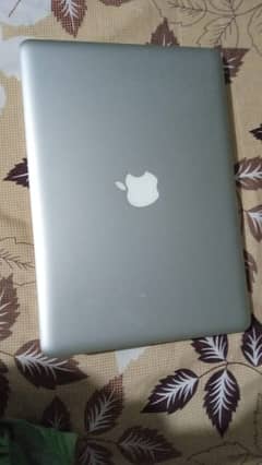 Macbook pro mid 2012, wooden Wrapped 0