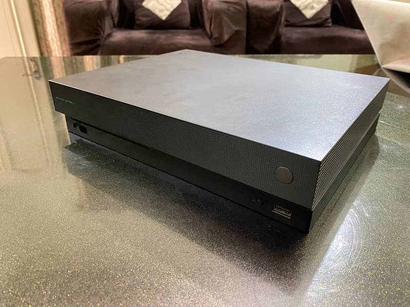 Xbox one X 1tb Limited edition for sale 0