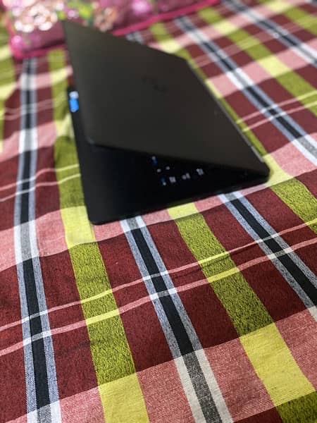 DELL Core i5 6th Generation Laptop SSD 10/10 Condition 1