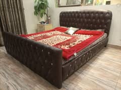 new design wooden bed with beautiful coalting design