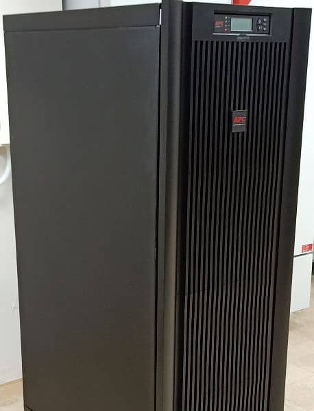 APC by Schneider Electric Smart-UPS VT 40kVA/32kW Three Phase UPS. 2