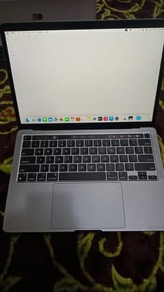 MacBook pro 13 inch 2020 Core i7