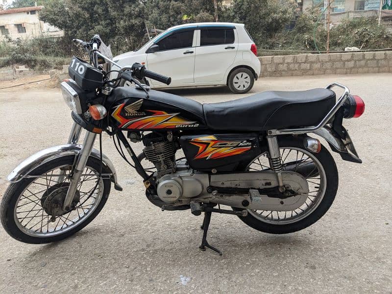 Honda CG 125 2021 last month available for sale 1