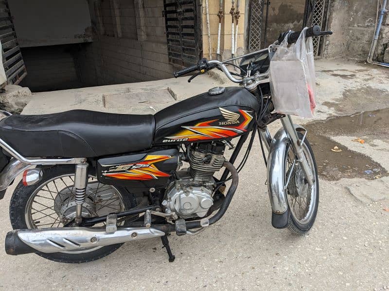 Honda CG 125 2021 last month available for sale 6