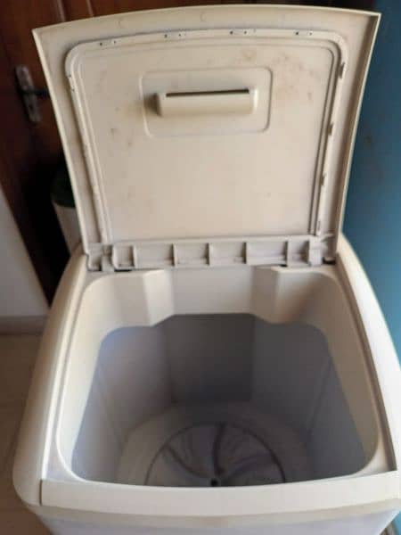 Washing Machine And Haier Spinner for sale 17