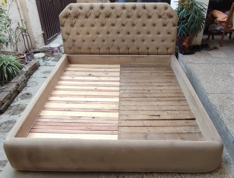 Queen Size Bed. Sheesham & 8 inch MoltyFoam Mattress. O3244833221. 8