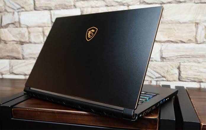 MSI GS65 stealth Gaming Laptop 2