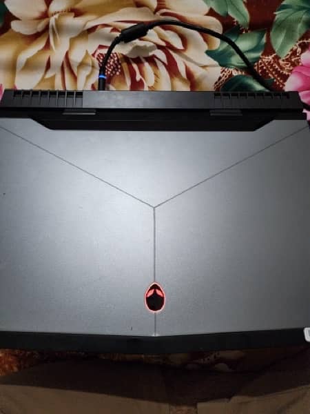 ALIENWARE R17  R4 1