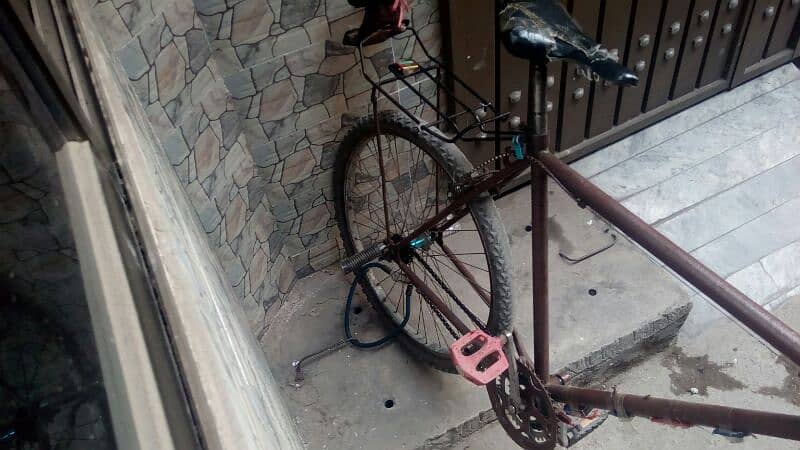 Phonex bicycle good condition only first oner 3
