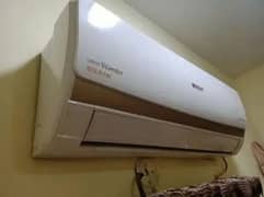 0RIENT 1 TON INVERTER AC HEAT AND COOL R41O GASS WHITE CLOUR 0