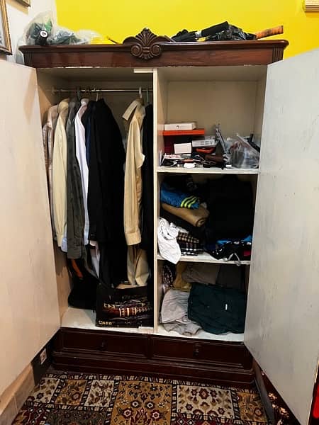 Cupboard and 2 drawers 3