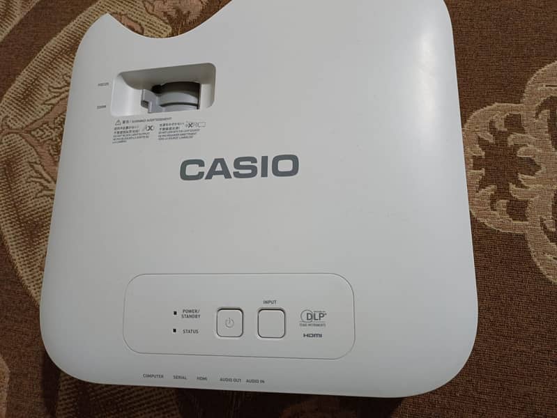 casio l. e. d multimedia projector almost new o3oo 291875o 1