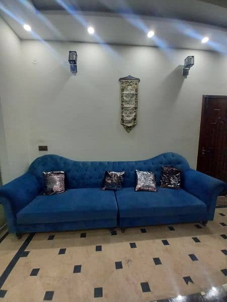 sofa set and curtains are sale and with nesting table 0