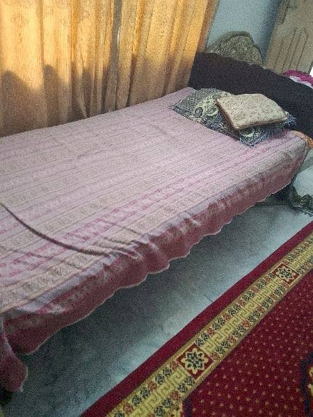 selling a single bed in good condition with durafoam. 2