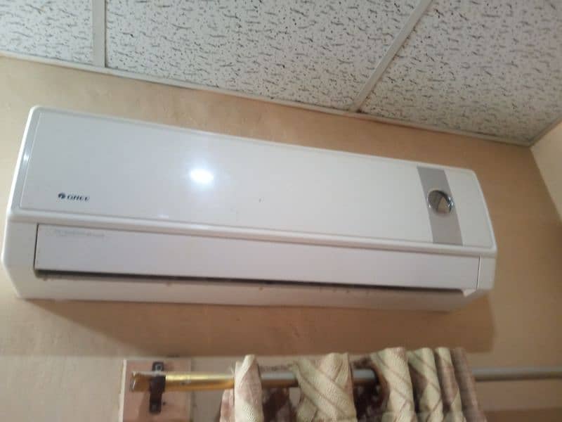 Gree 1 ton air conditioner 1