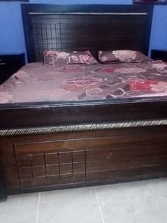 Bed Set - Bed with side tables