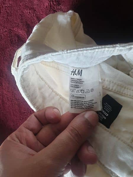 Original American H & M White Ripped jeans 3