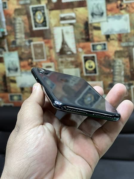 iphone X 64gb pta-approved 81% battery complete box 4