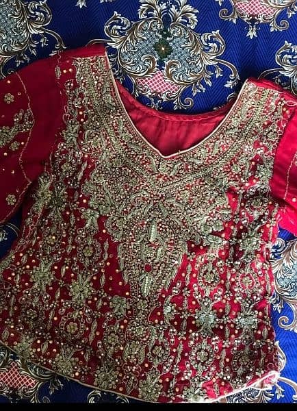 bridal lehnga. one time used. pure red 4