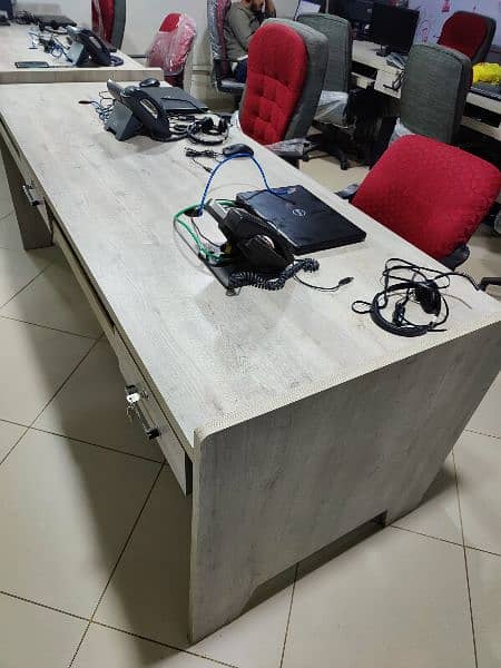 Office table just like New  pls contact 03347223373 1