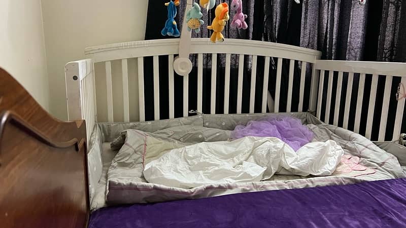 baby cot/crib 5